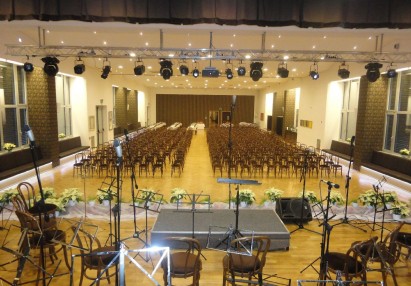 Postavitev dvorane za koncert