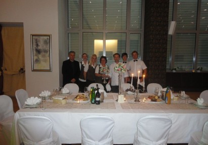 Poroka v restavraciji Pan Kidričevo, strežna ekipa pred poroko